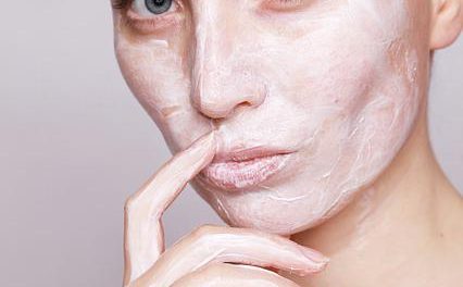 4 Life Hacks to Boost Your Skincare for Healthy, Glowing Skin