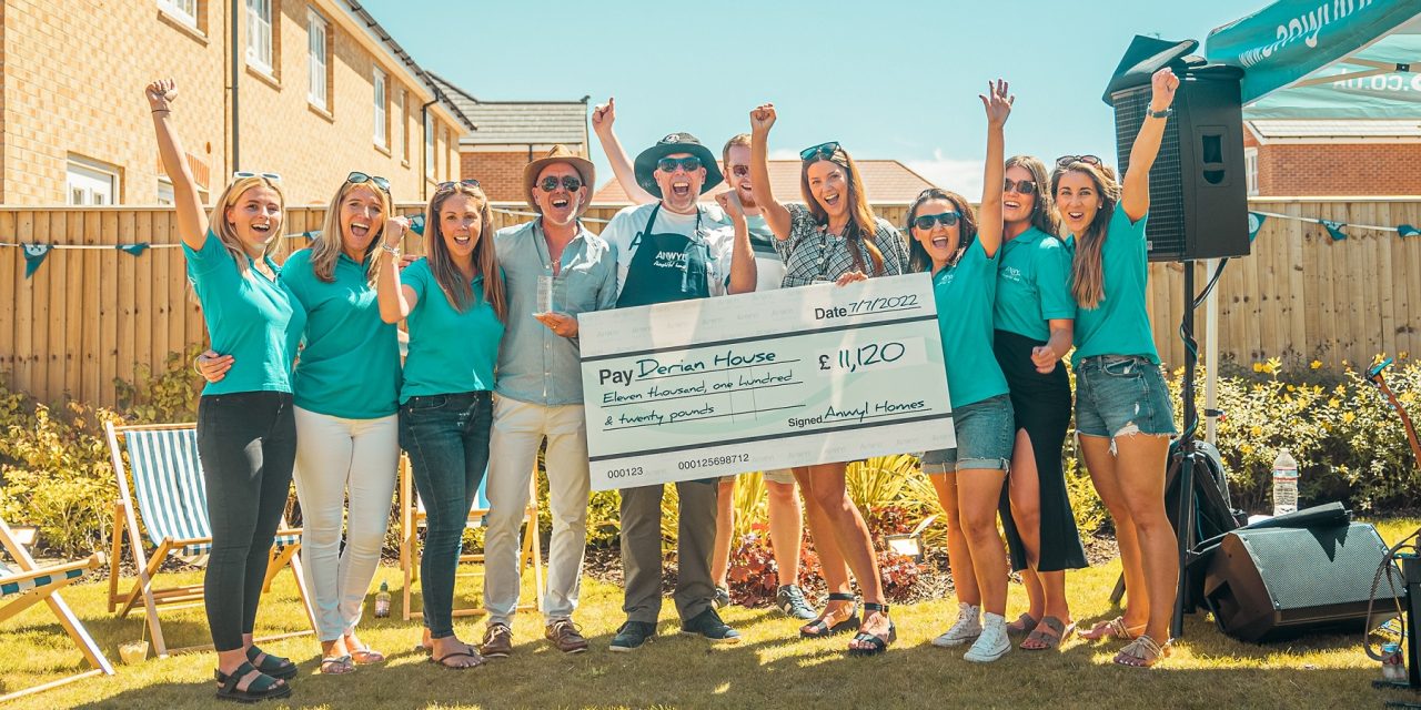 ANWYL TOPS CHARITY CHALLENGE LEAGUE WITH DONATION TO DERIAN HOUSE