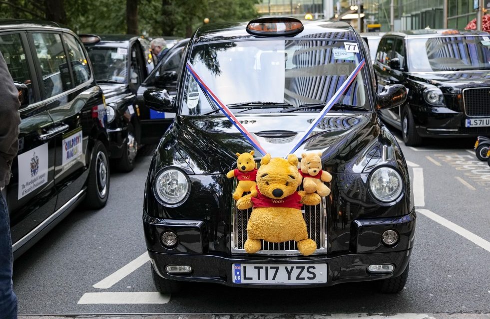 Magical Taxi Tour takes 100 children on the trip of a lifetime to Disneyland Paris