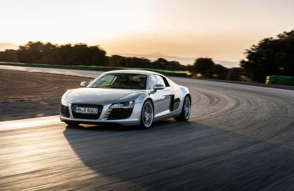 High Performance in Its Purest Form: The new Audi R8 Coupé V10 GT RWD