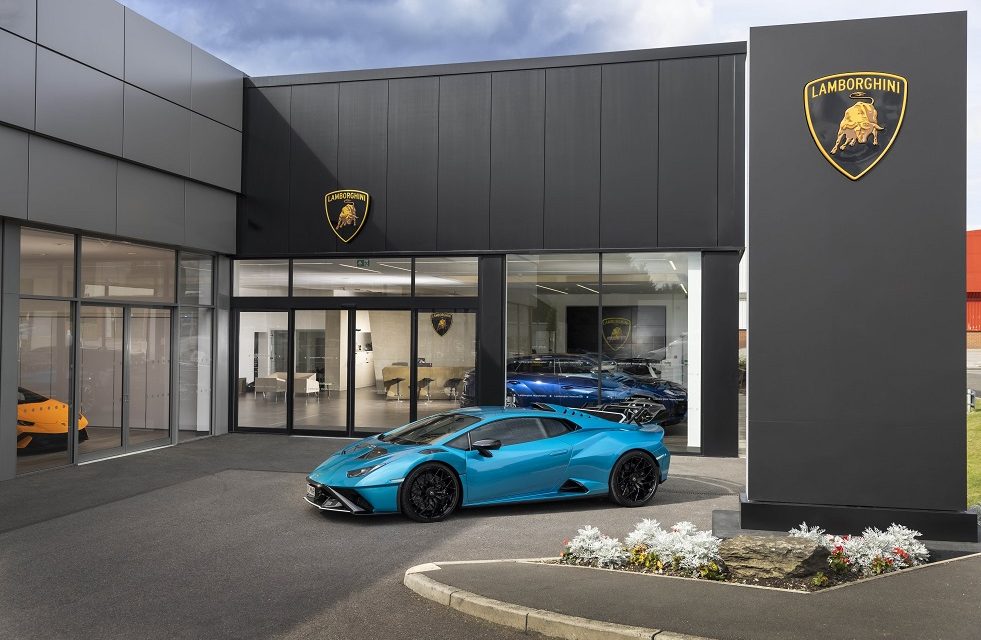 Lamborghini Manchester officially opens new showroom