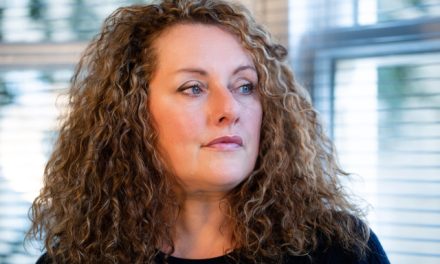 Menopause Awareness Month: Menopause Doctor Reveals 5 Simple Things Menopausal Women Can Do To Manage Symptoms During Work