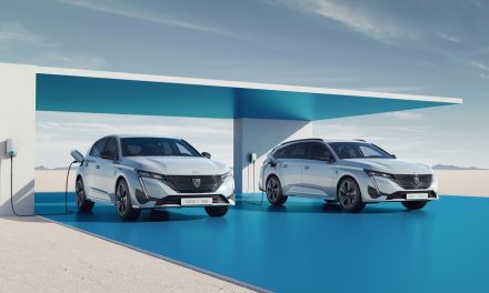 PEUGEOT reveals new e-308 and e-308 SW