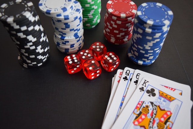 Uncut Gems and Oceans Eleven Top List Of All-Time Best Gambling Films Ranked
