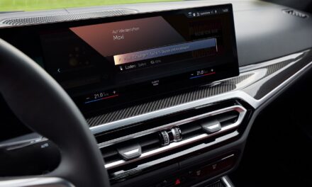 Parkopedia powers new BMW in-vehicle parking payments feature