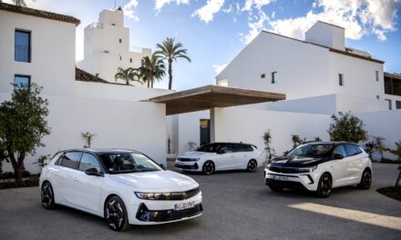 Vauxhall opens order books for GSe Range