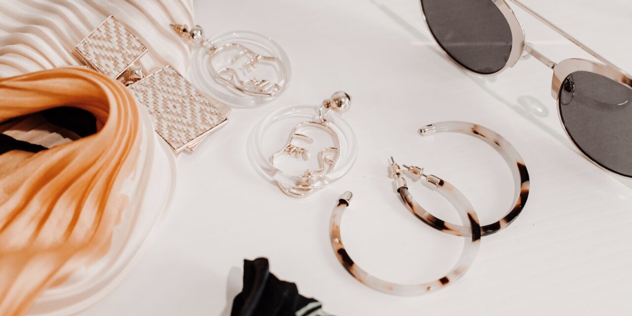 How to Elevate your Outfits using the Power of Accessories