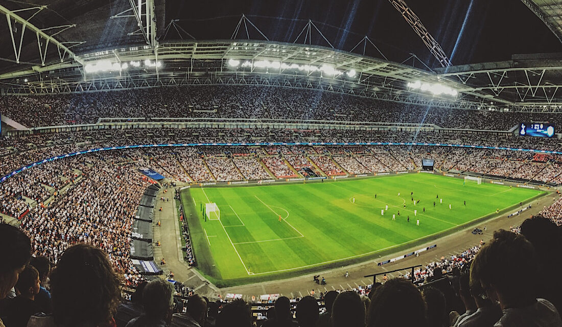 What is a Fantasy Football League