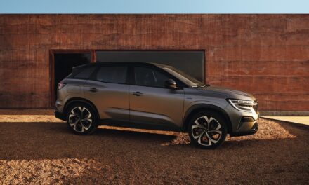 First details of the all new Renault Austral E-Tech full hybrid revealed as priority list opens