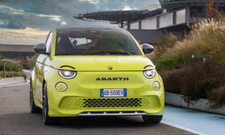 New Abarth 500e Scorpionissima to electrify Salon Privé London in UK debut