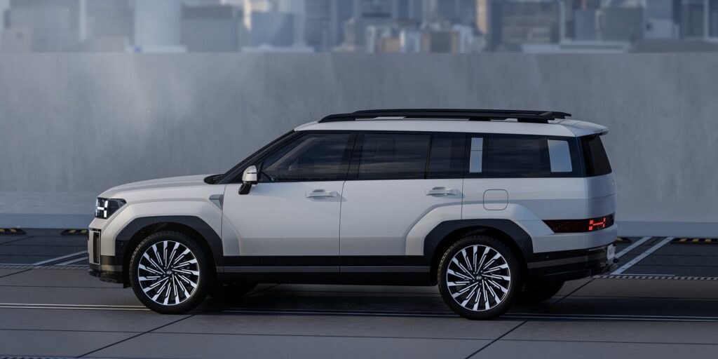 Hyundai’s all-new Santa Fe boasts bold new design optimized for effortless outdoor lifestyles