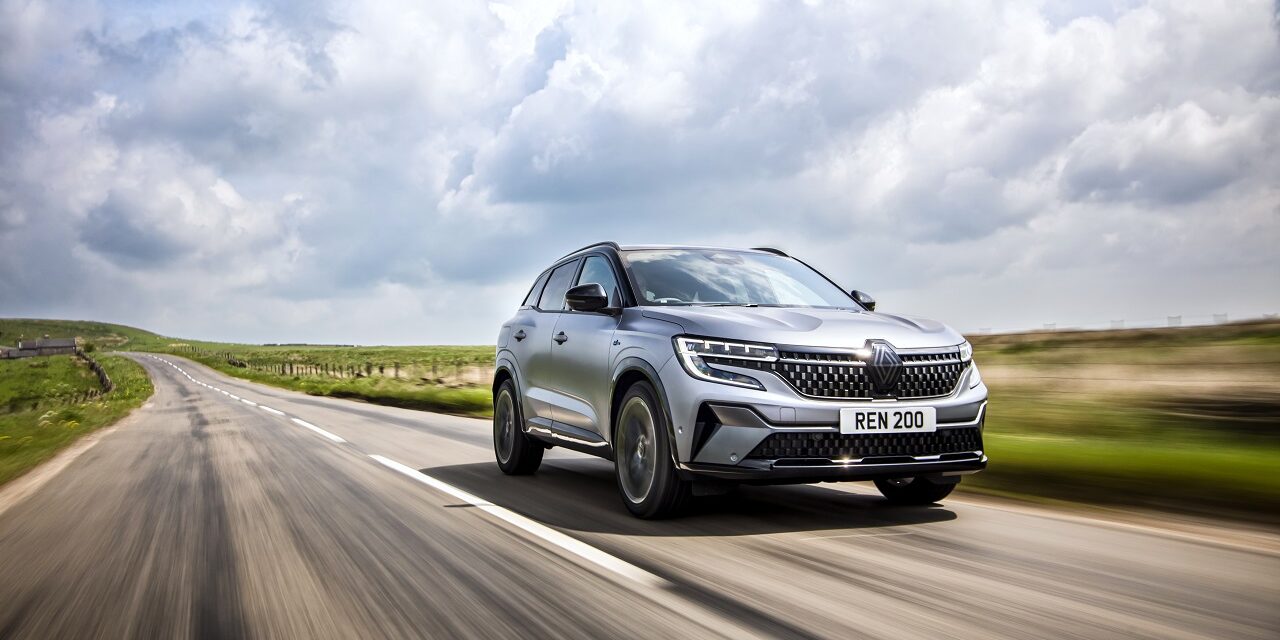 All new Renault Austral E-Tech full hybrid recognised by industry with class-leading residual values