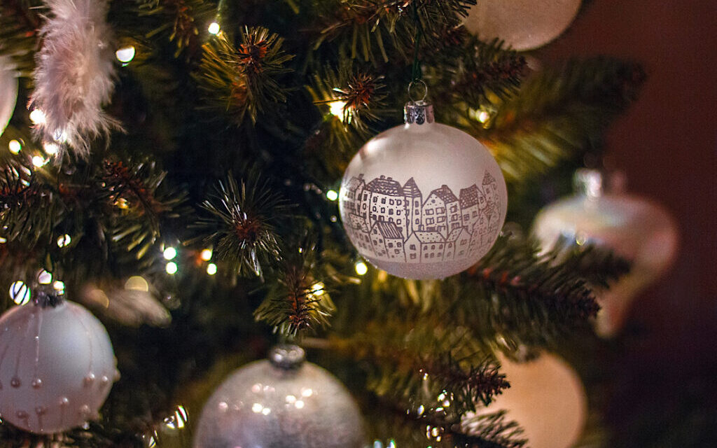 Tree Dressing Day 2023 – 4th December 2023
