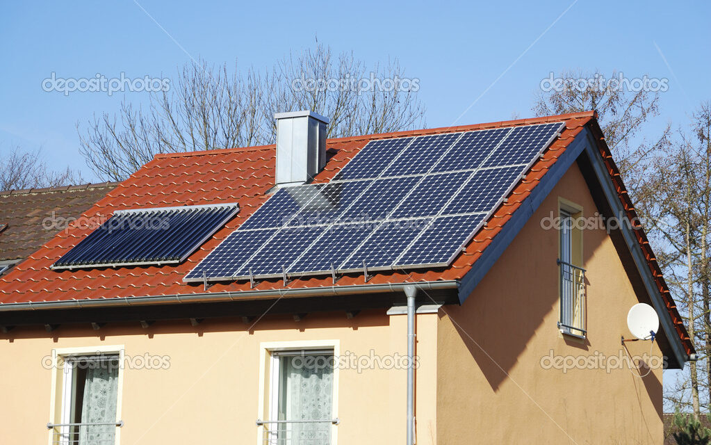 Understanding the Role of Batteries in Solar Panel Systems