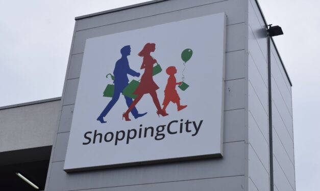 RUNCORN SHOPPING CITY IS ENDING A SUCCESSFUL YEAR ON ANOTHER HIGH WITH NEW RETAILERS AND STORE REFITS ANNOUNCED