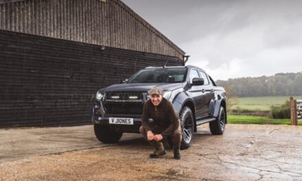 Vinnie Jones chooses Isuzu D-MAX AT35 as his adventure companion