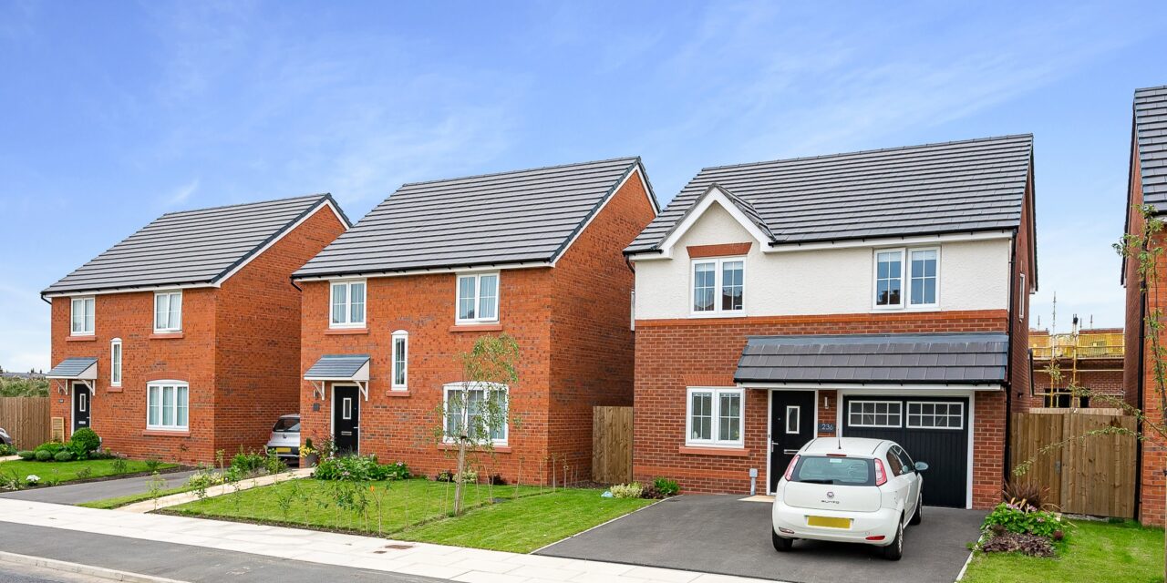 Deposit Boost As Elan Celebrates Milestone in Southport