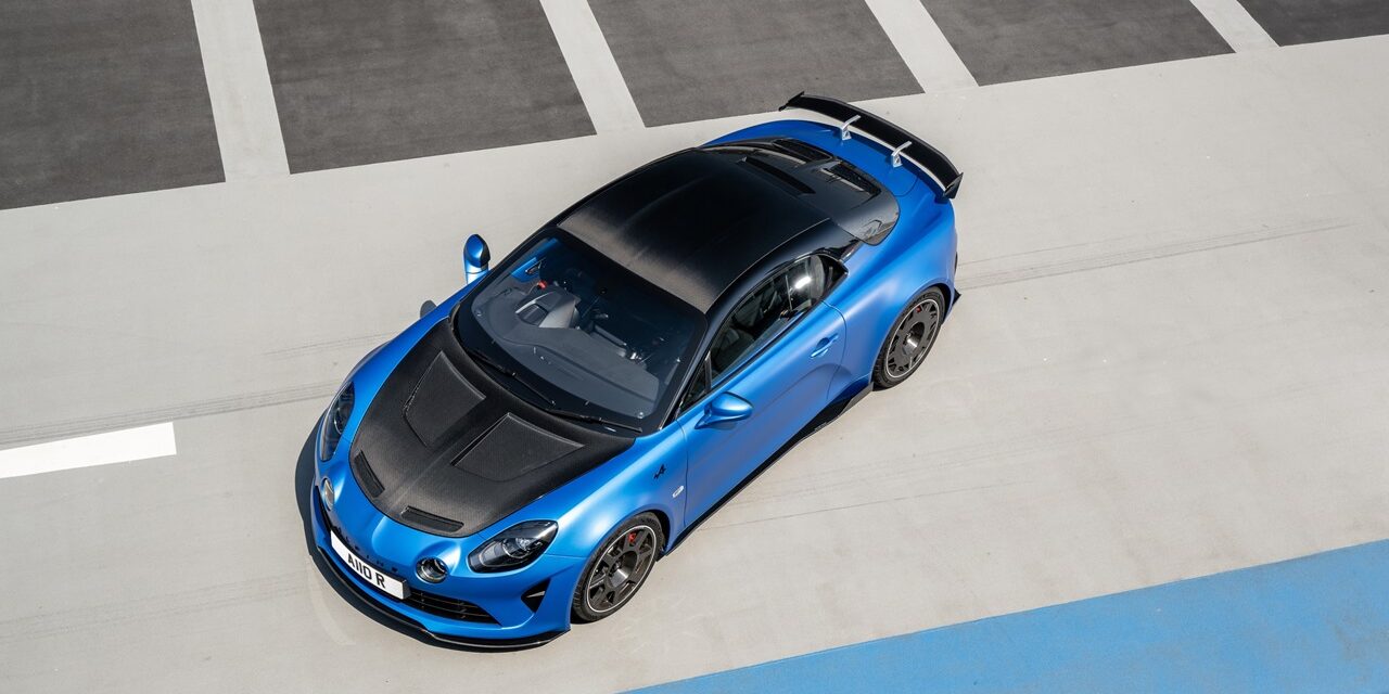 Alpine and Bicester Motion team up for year-long partnership in 2024
