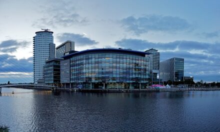 Looking at moving Business? Here are a list of 2 industrial estates in Manchester that you can move to?