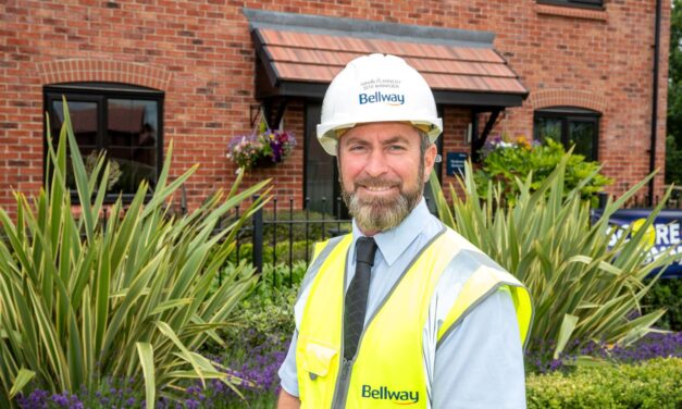 Bolton site manager wins Pride in the Job award