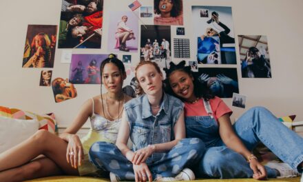 Why Vintage Clothing is a Smart and Sustainable Choice