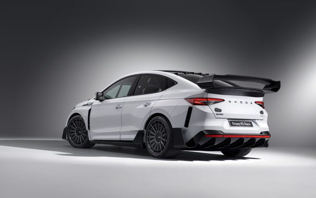 The Enyaq RS Race: A new motorsport concept with sustainable ideas for production models