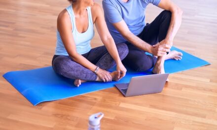 Over 7 Million Brits Attend Yoga/Pilates Classes To Try And Meet Romantic Partners
