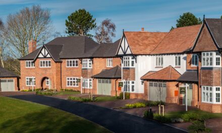 DISCOVER THE LUXURY WAY TO SELL AND BUY A NEW HOME IN CHESHIR