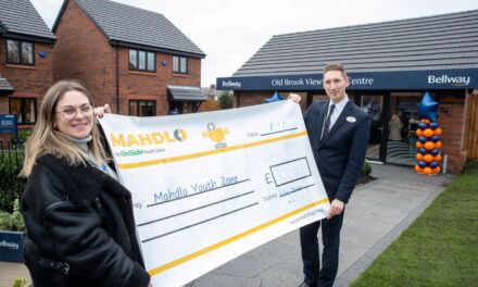 Bellway donates to Mahdlo Youth Zone in Oldham