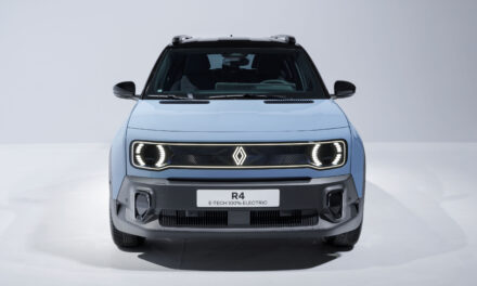 Christmas comes early for Renault 4 E-Tech electric fans: Exclusive R4 R Pass allows priority ordering of 2025’s most eagerly anticipated electric car