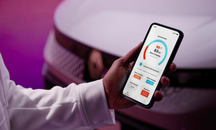 Renault UK partners with Octopus Energy to give customers a year’s free charging and access to money-saving tariffs