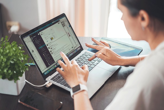 The Best Industries for Drop Shipping: High Volume, Low Cost, and Maximum Profits