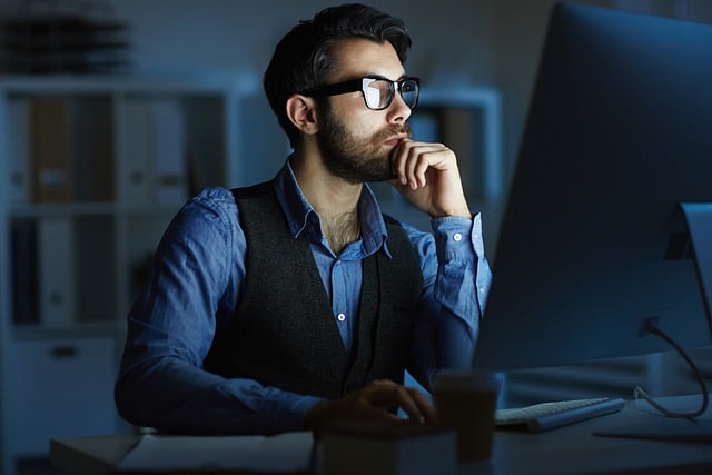 Staying Motivated as a Sole Trader: Kickstarting the New Year with Purpose