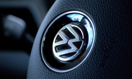 Pack your vans: All-new Volkswagen Transporter goes on sale