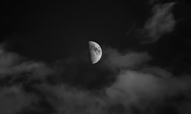 Rare Planetary Alignment to Grace January 2025 Sky