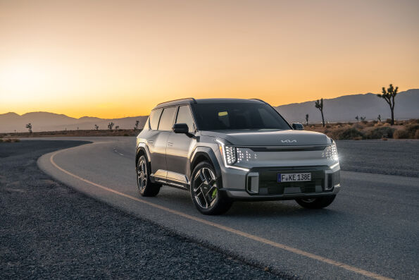 Power and performance in an elevated SUV package – the Kia EV9 GT debuts in Europe