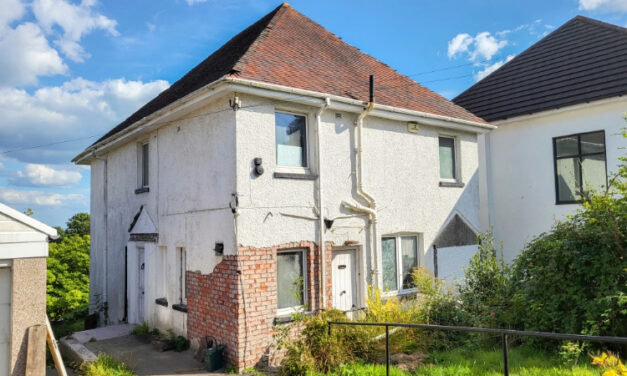 Impact of Reduced Heating on Buildings Amid the Cost of Living Crisis