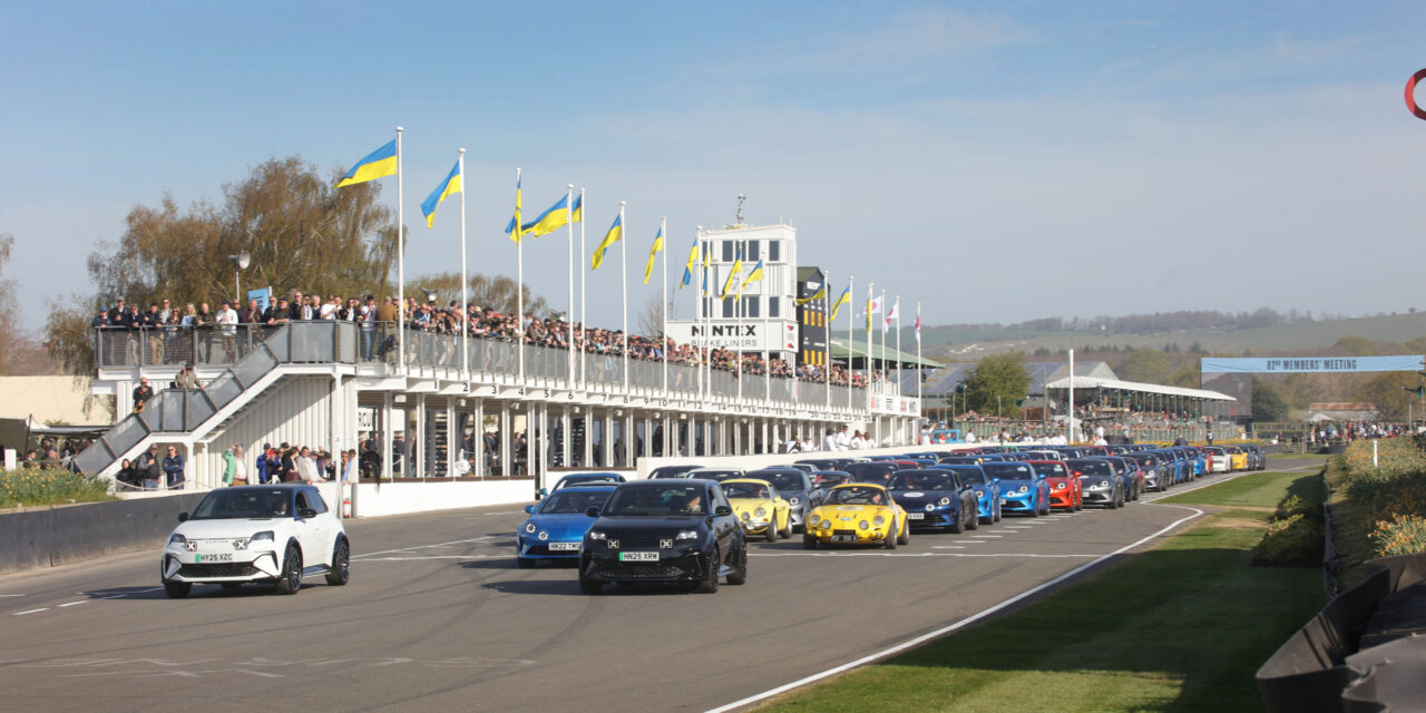 Historic parade of 70 Alpine cars kick-starts 82nd Goodwood Members’ Meeting