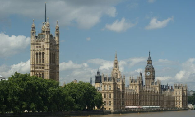 FARAGE ON THE CHARGE: AI TIPS REFORM UK TO LEAD LOCAL ELECTION SHAKE-UP