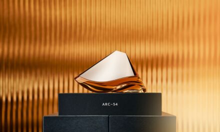 Bowmore & Aston Martin unveil Bowmore ARC-54