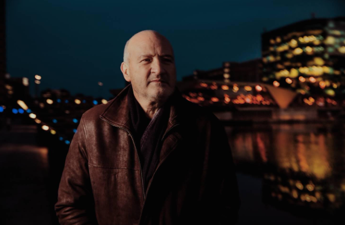 San Diego Meets Manchester on Surgeon-Singer-Songwriter Tim Camrose’s Single ‘She Saw Dolphins’