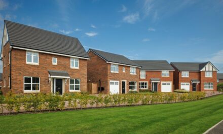 HOOTON HOMES NEAR SELL-OUT