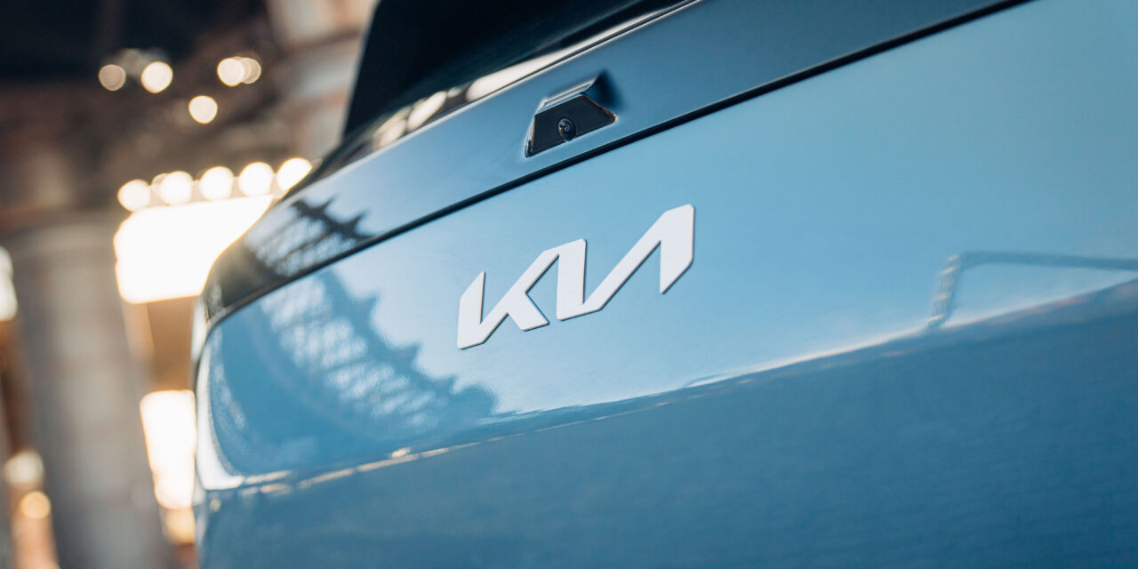 Kia sweeps AM Awards with Manufacturer of the Year title and double win for the EV3