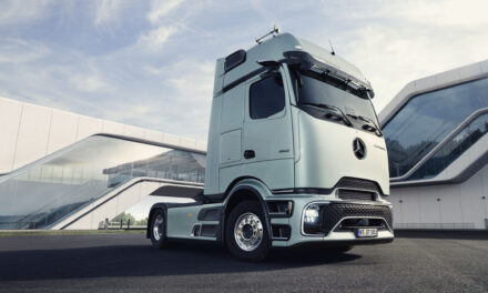 MC Rental signs up for the future with purchase of 100 Mercedes-Benz Actros L ProCabins