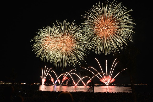 Fireworks Light Up Your Brain with Happiness, Experts Say