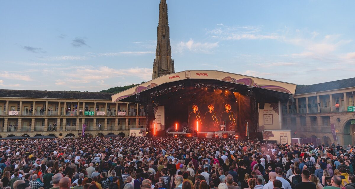 PIX – AUSTRALIAN ELECTRO LEGENDS PENDULUM ROCK TK MAXX PRESENTS LIVE AT THE PIECE HALL  