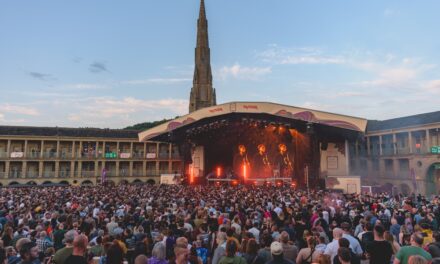 PIX – AUSTRALIAN ELECTRO LEGENDS PENDULUM ROCK TK MAXX PRESENTS LIVE AT THE PIECE HALL  