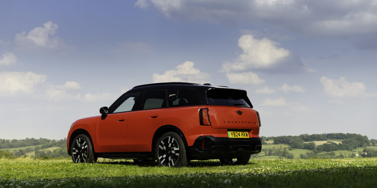 Small spaces charge the way: James Stewart tours Tiny Forests with MINI