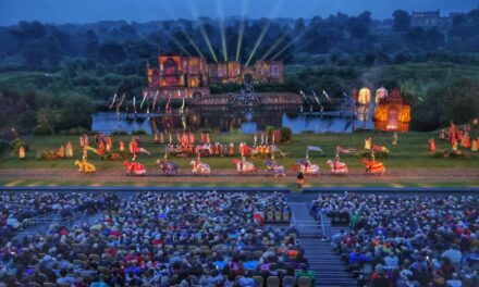 CROWDS CELEBRATE AS KYNREN’S TENTH ANNIVERSARY SEASON BEGINS IN BISHOP AUCKLAND