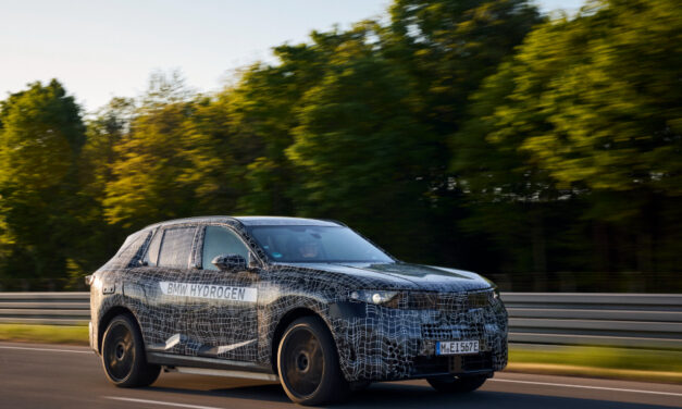 From pilot fleet to series production: the new BMW iX5 Hydrogen
